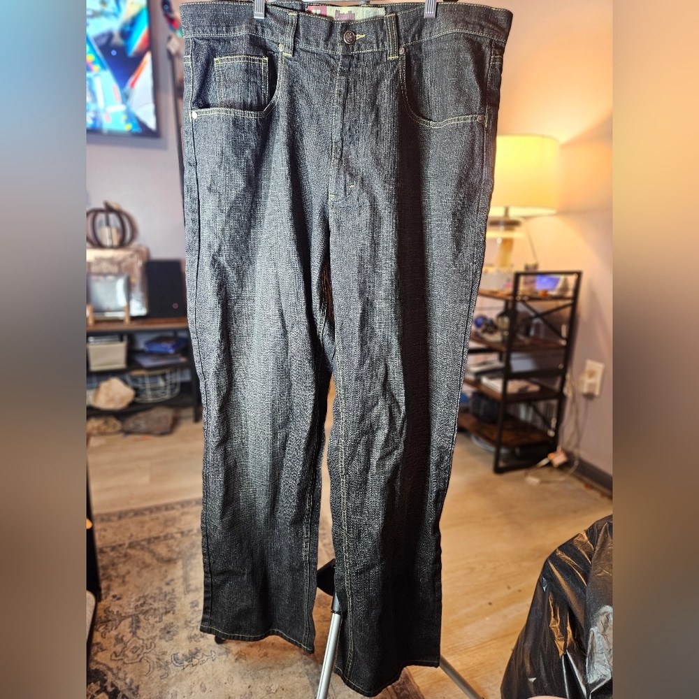 Varcity Black Straight Men's Jeans Sz 38x34 2-1018